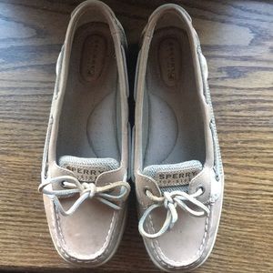 Great condition Sperry Angelfish Linen/Oat Shoes!